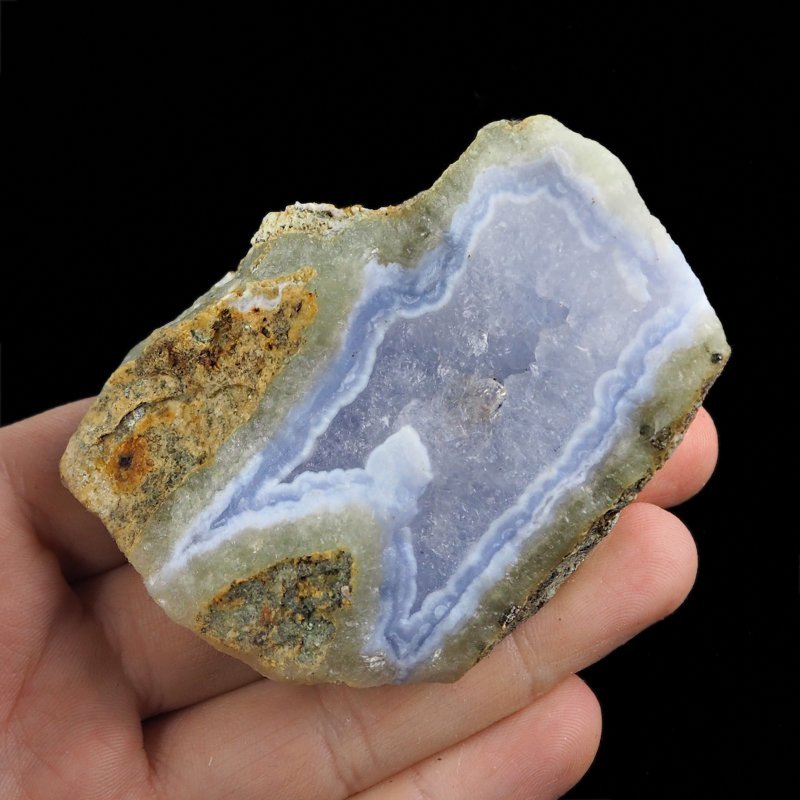 CHALCEDON BŁĘKITNY (AGAT NIEBIESKI), KRYSZTAŁ GÓRSKI - 79 mm - MALAWI