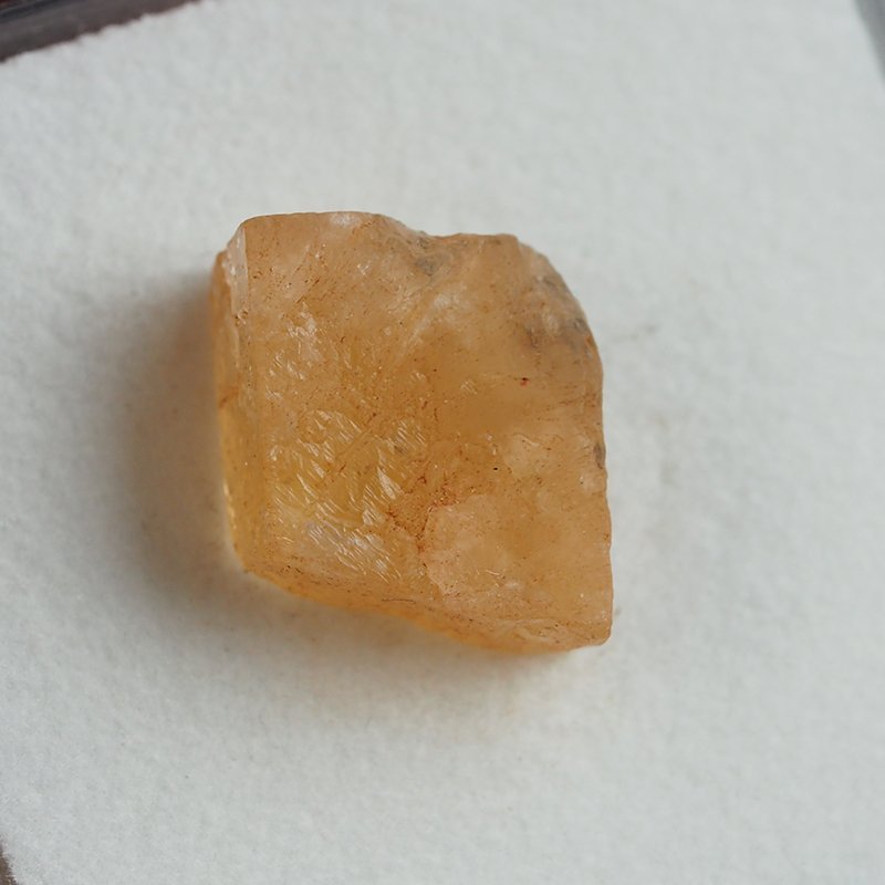 TOPAZ ZŁOCISTY - 16 mm - BRAZYLIA